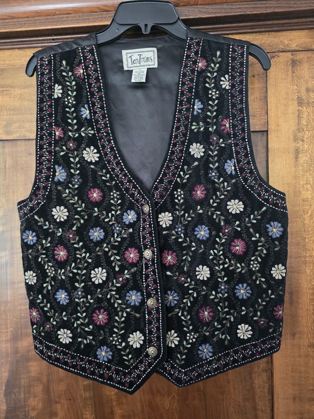 O Tantrums Black Embroidered Floral Button-Front Vest